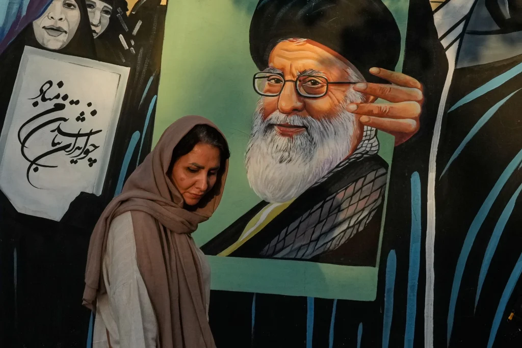 US military launching new airstrikes against Iran