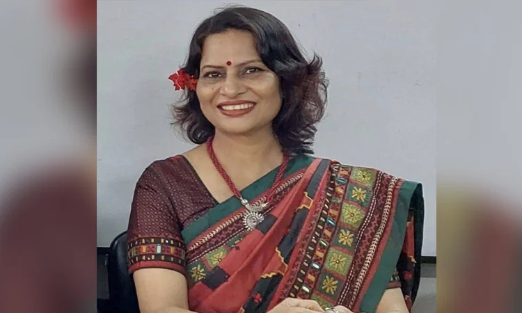 JU professor says ethical senses led her to remove Hasina’s portrait
